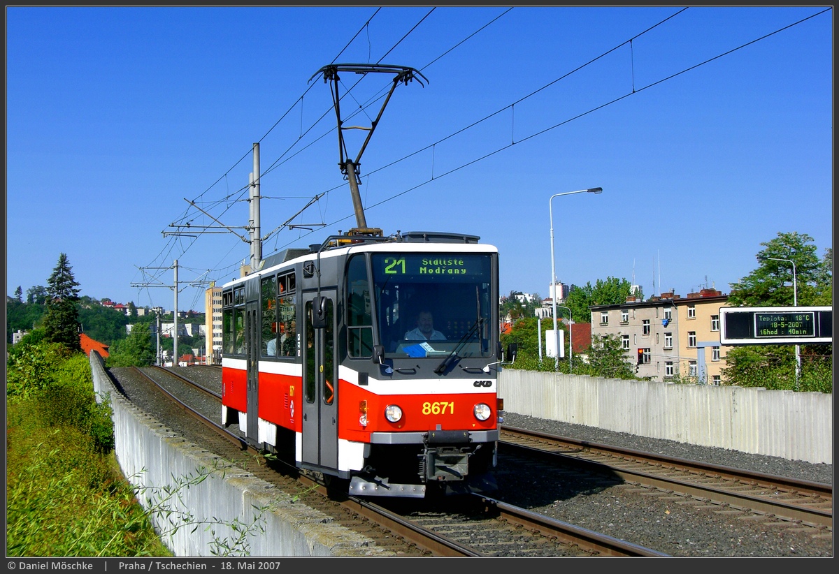 Прага, Tatra T6A5 № 8671