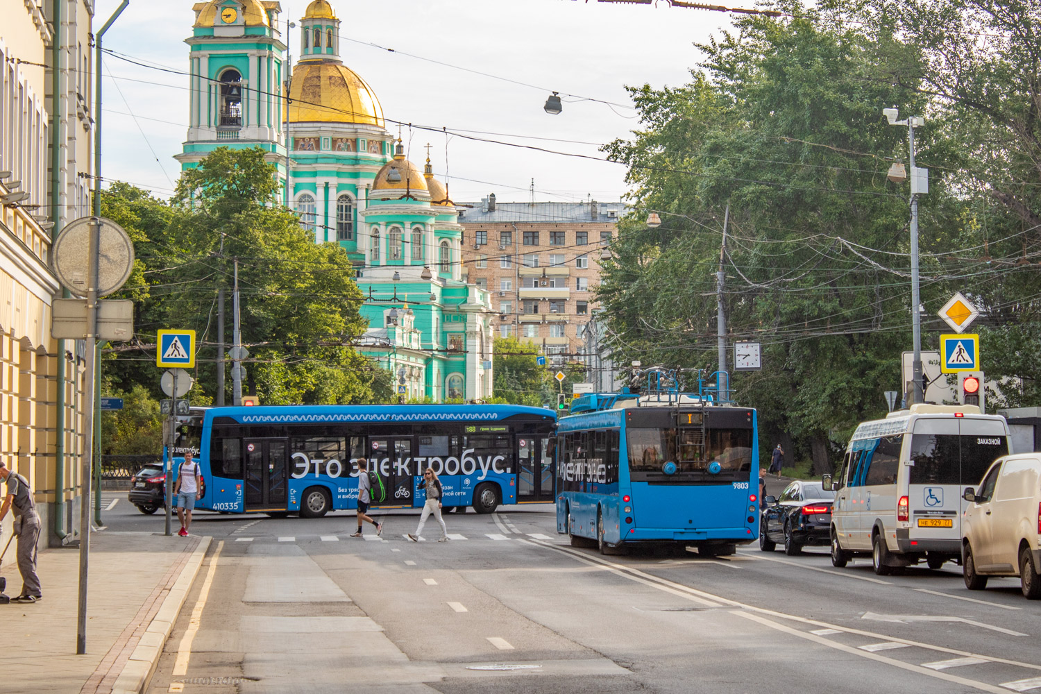 Москва, СВАРЗ-МАЗ-6275 № 9803