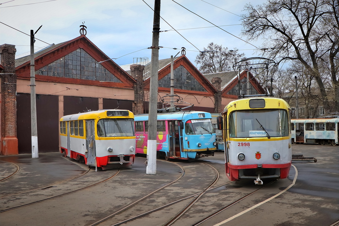 Одесса, Tatra T3A № 3307; Одесса, Tatra T3SU № 2998; Одесса — Трамвайное депо им. Ильча / ВРМ