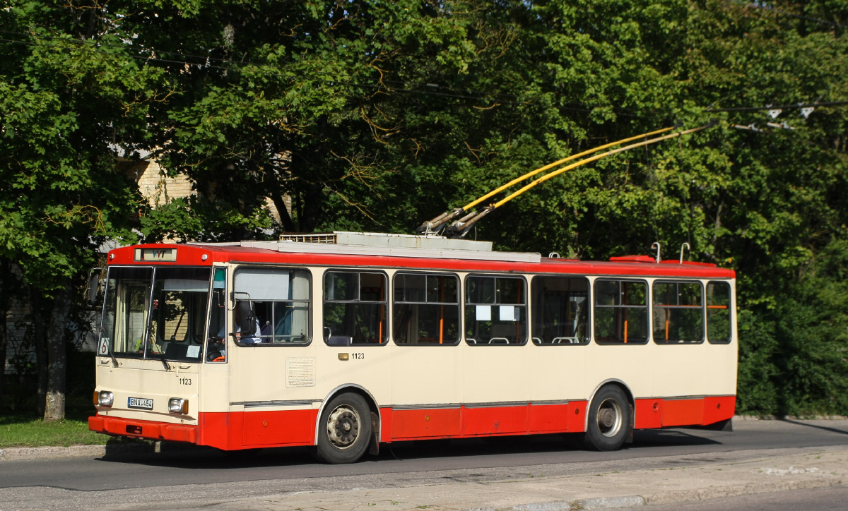 Вильнюс, Škoda 14Tr11/6 № 1123