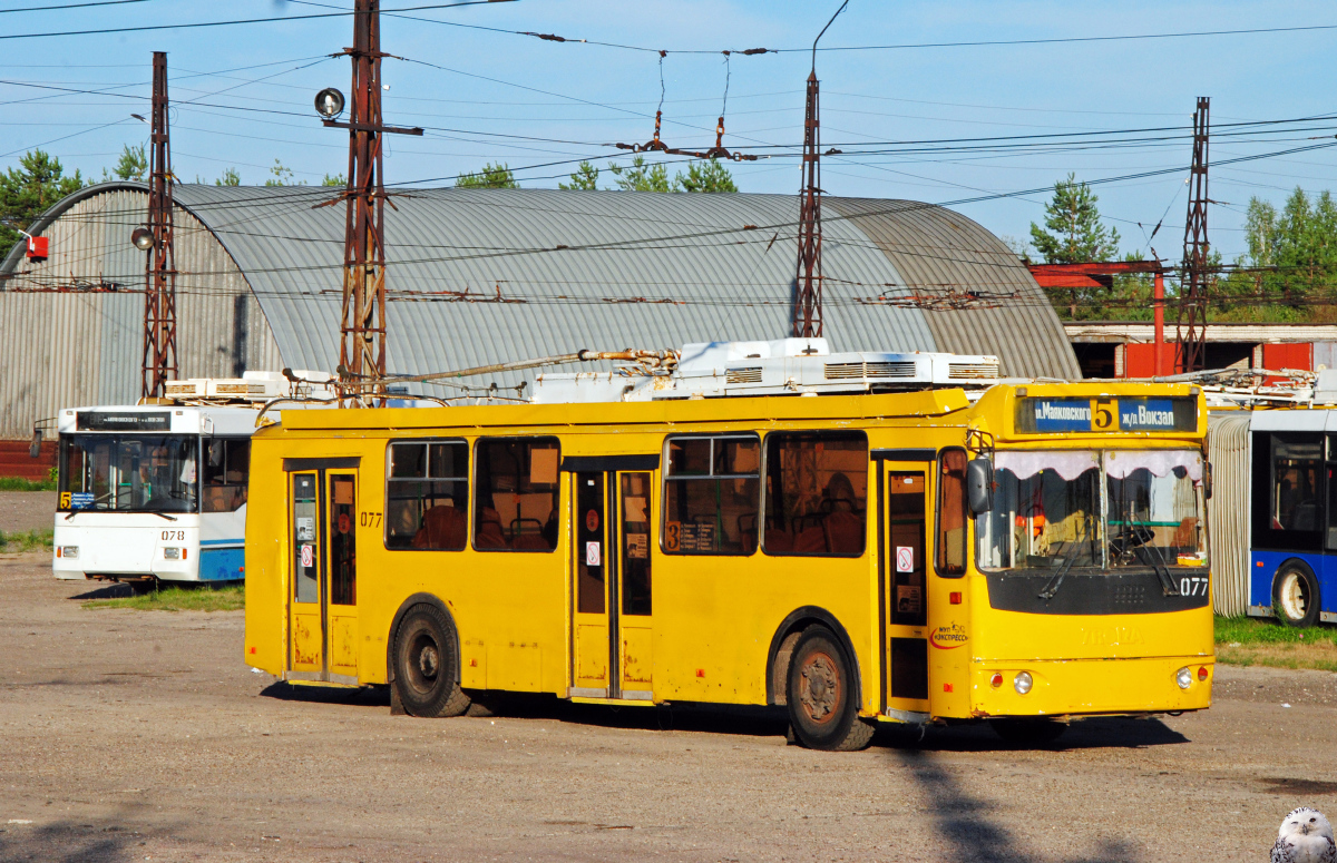 Дзержинск, ЗиУ-682Г-016.02 № 077