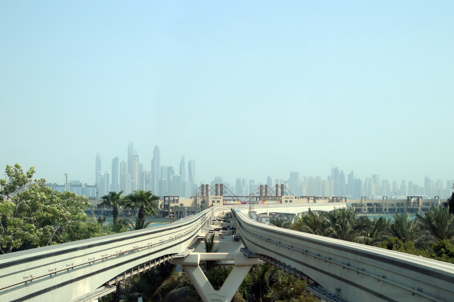 Дубай — Монорельс — Линия и инфраструктура