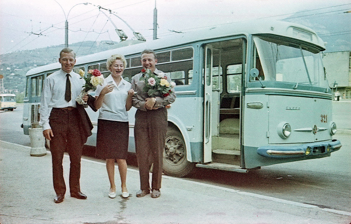 Крымский троллейбус, Škoda 9Tr1 № 321