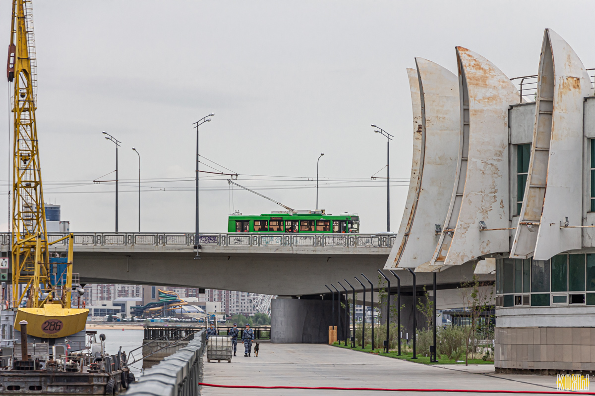 Казань — Мосты и дамбы; Казань — Транспортные зарисовки