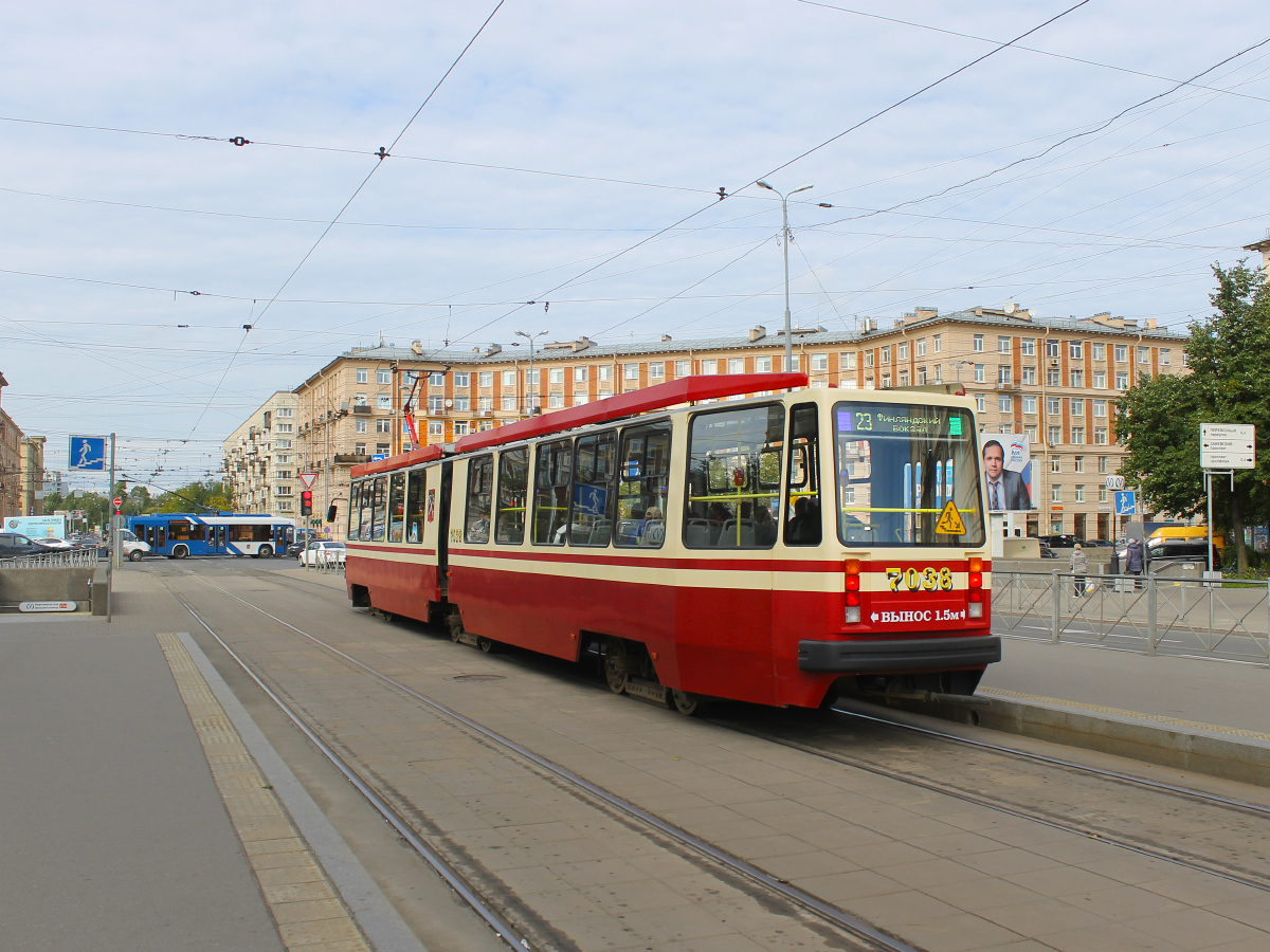Санкт-Петербург, ЛВС-86М2 № 7038