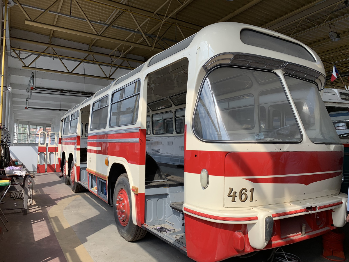Брно, Tatra T401 № 461