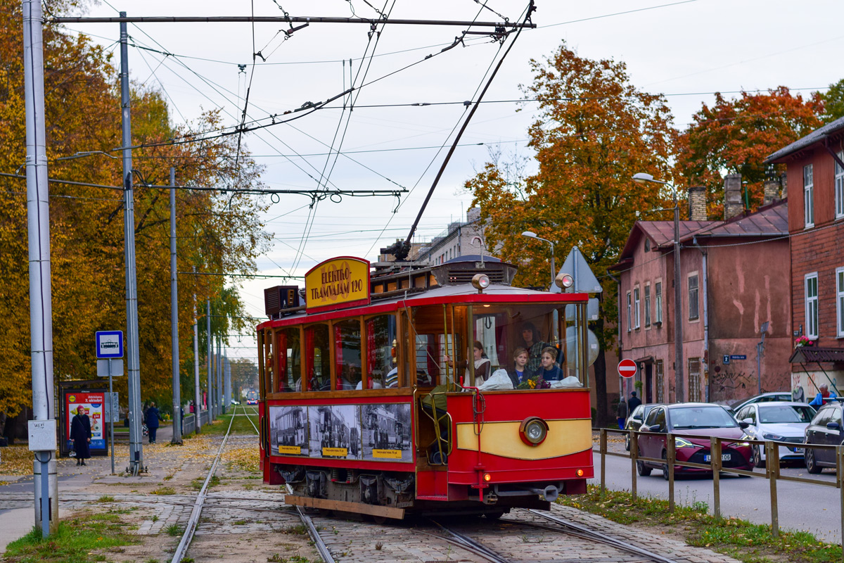 Riga, 2-axle motor car č. 1901 (88031)