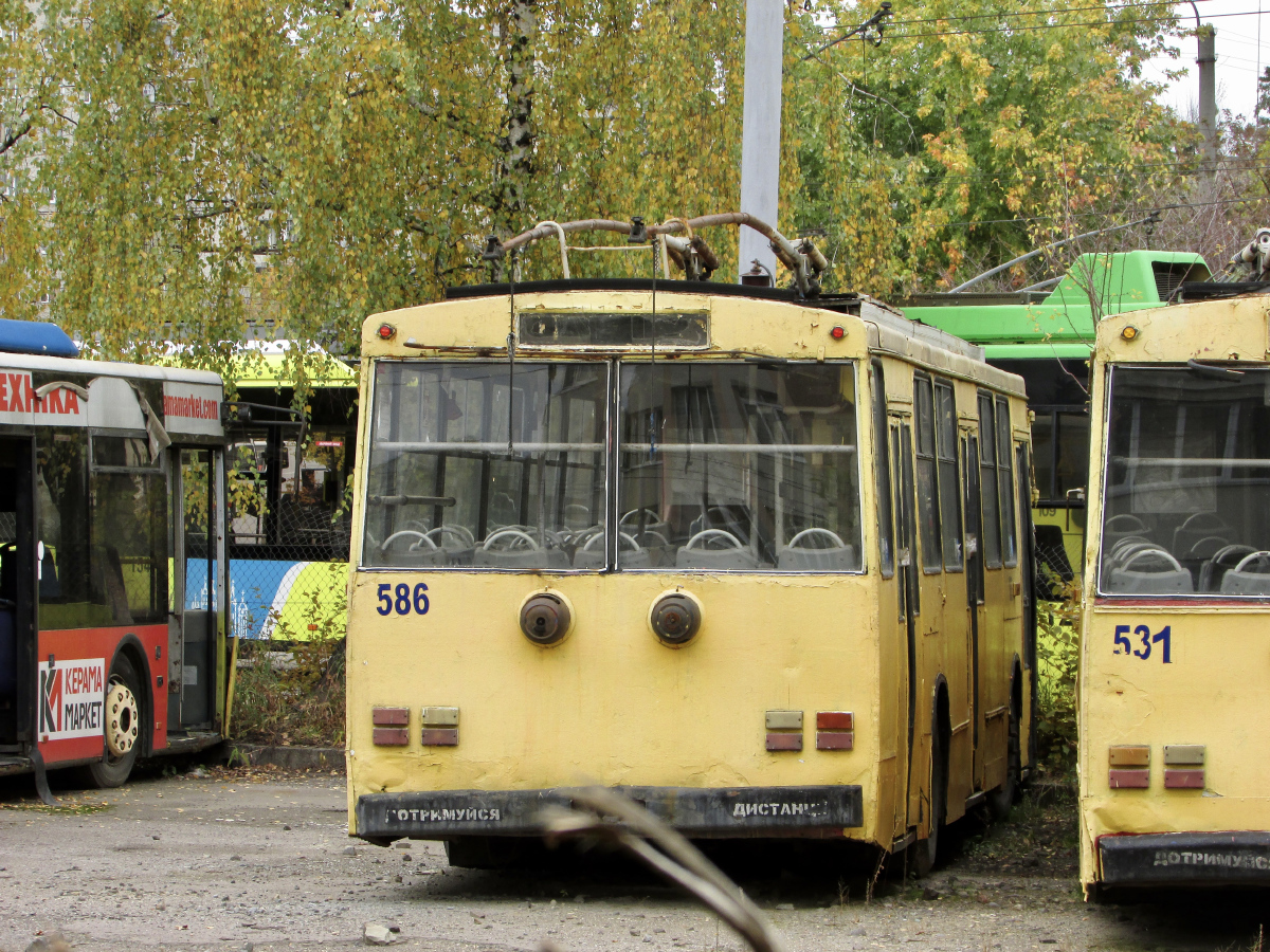 Lviv, Škoda 14Tr11/6 nr. 586