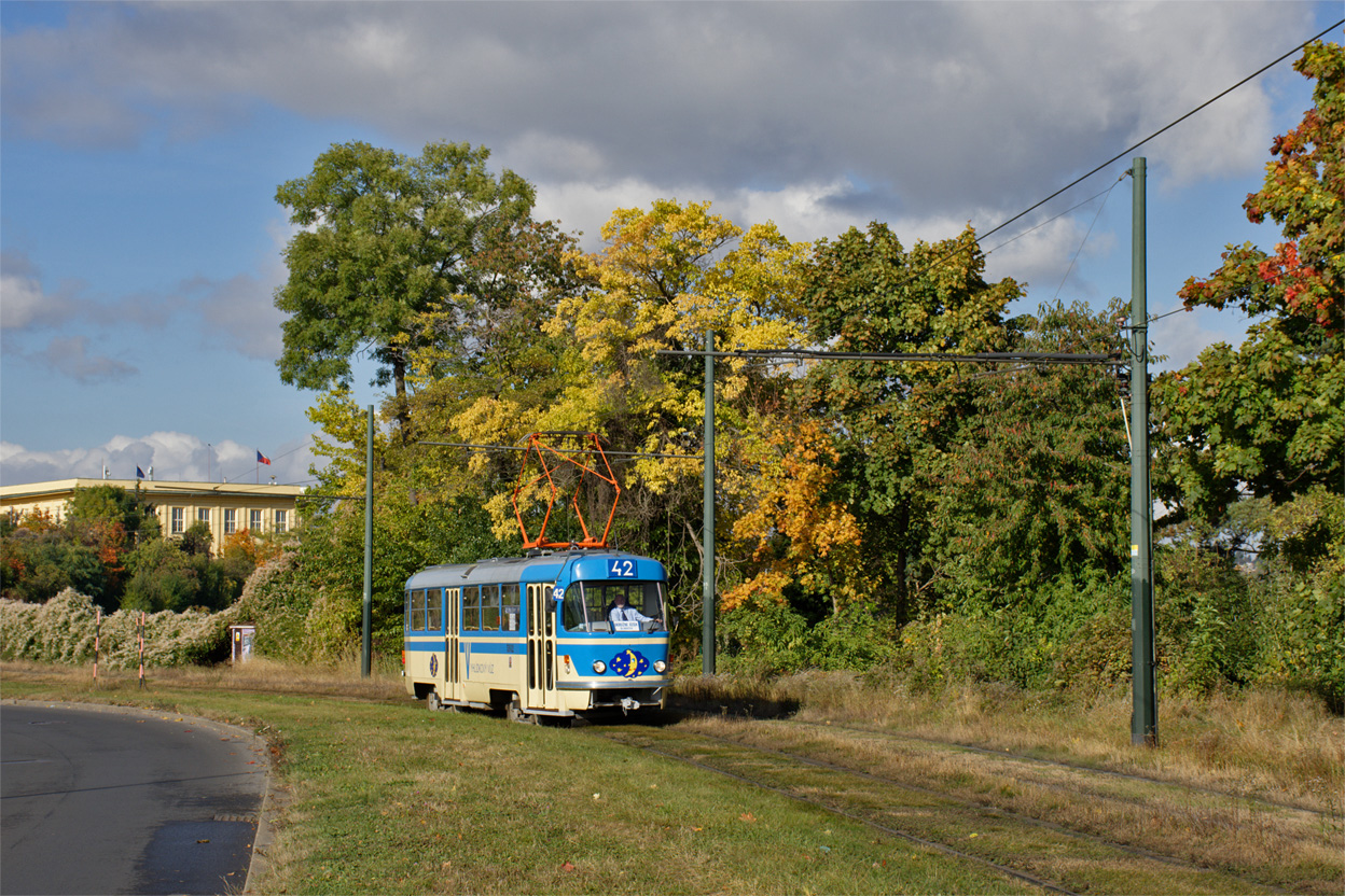 Prague, Tatra T3 N°. 5602