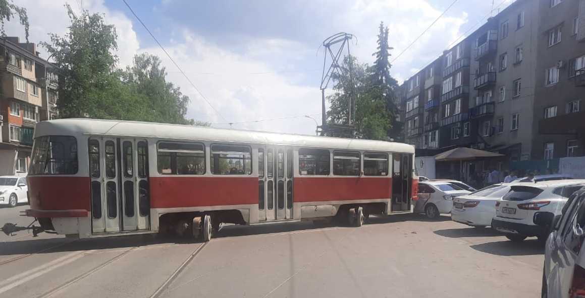 Vladikavkaz, Tatra T4DM nr. 2; Vladikavkaz — Situations