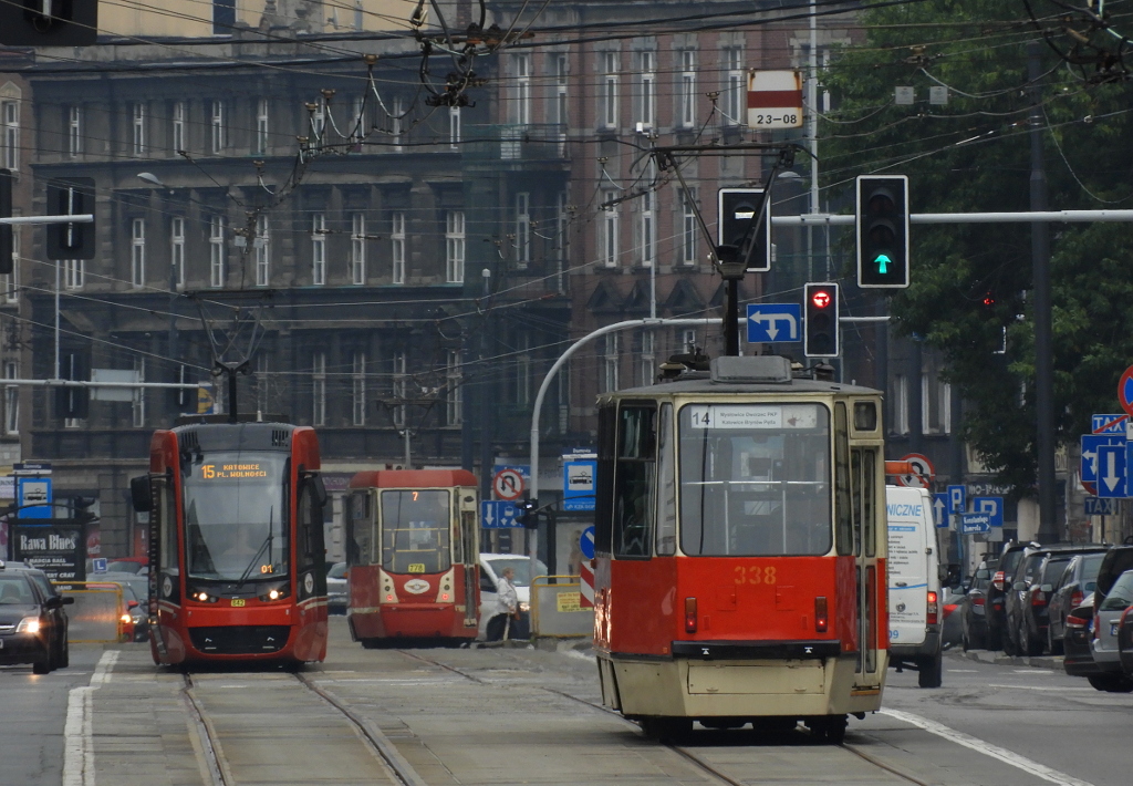 Силезские трамваи, Konstal 105N № 338; Силезские трамваи, PESA Twist 2012N № 842