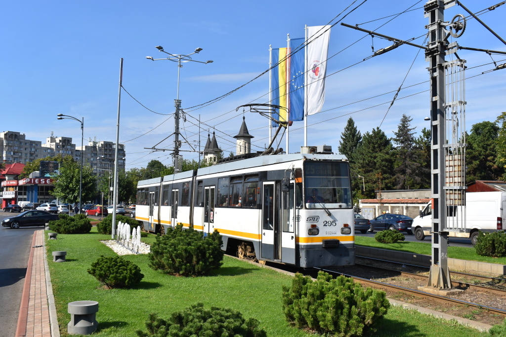 Бухарест, FAUR V3A-93M № 295