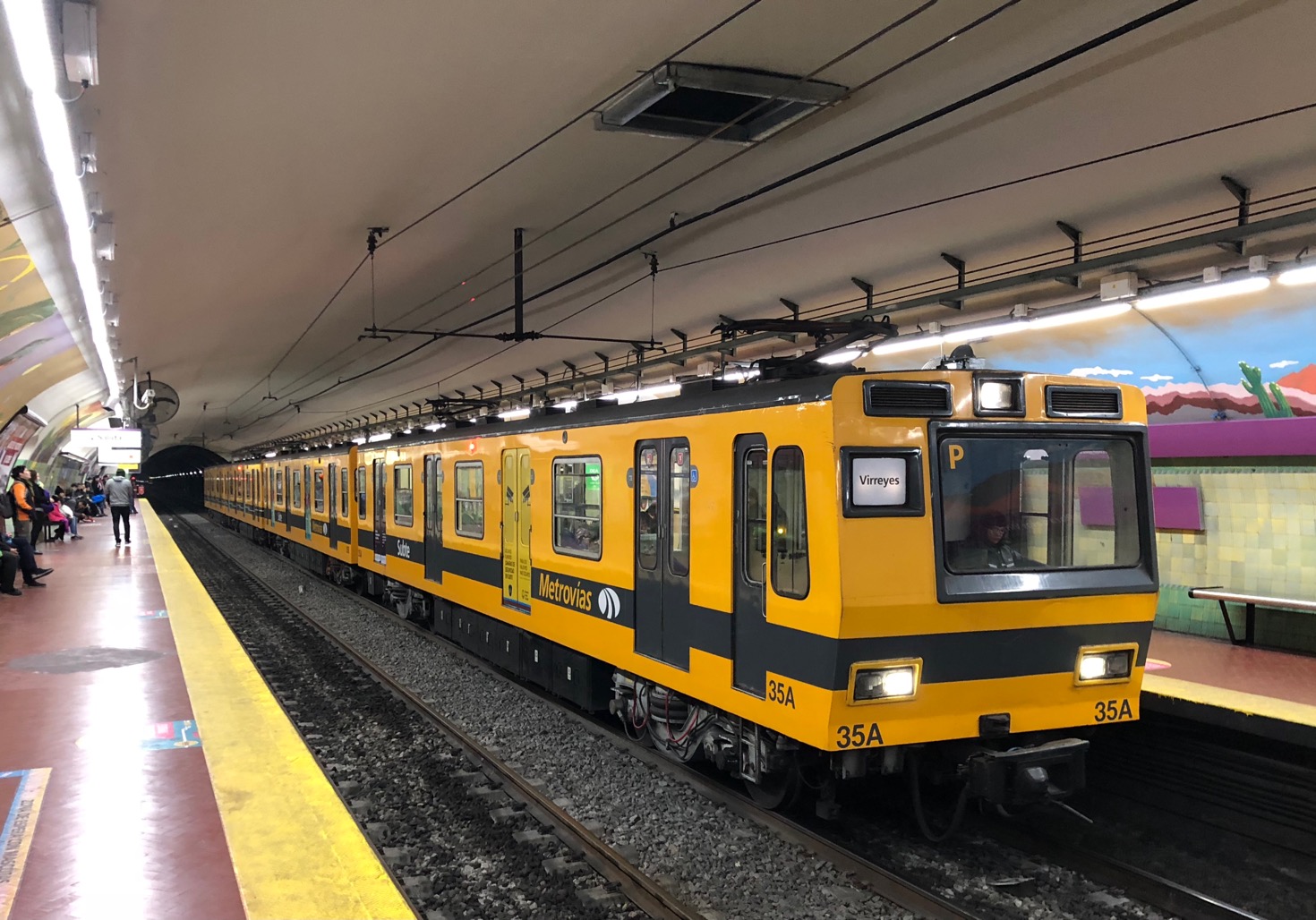 Буэнос-Айрес — Метрополитен — линия E