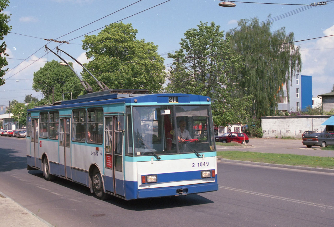 Rīga, Škoda 14Tr02 № 2-1049
