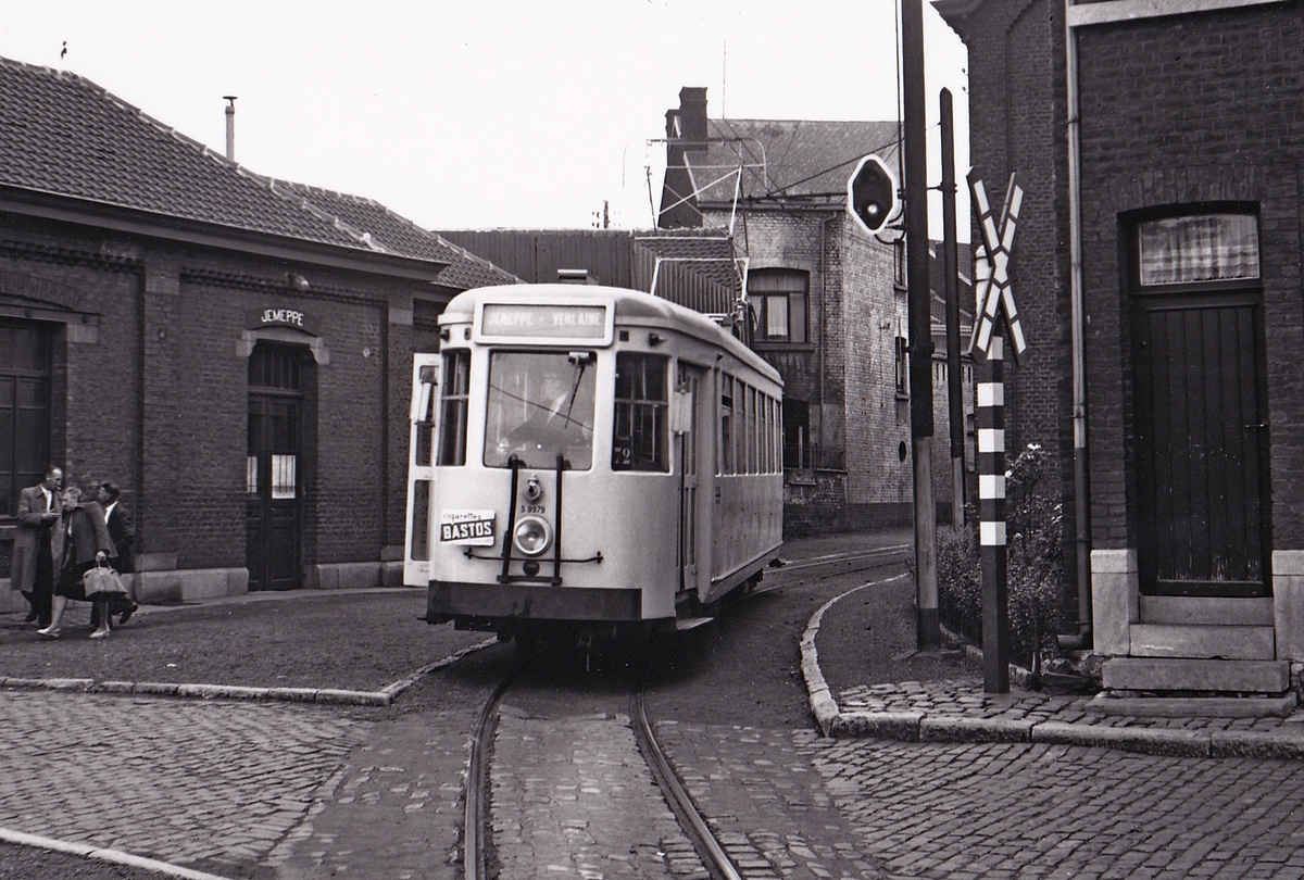 Liège, SNCV S motor car N°. 9979; Liège — Old Photos (SNCV Liège)