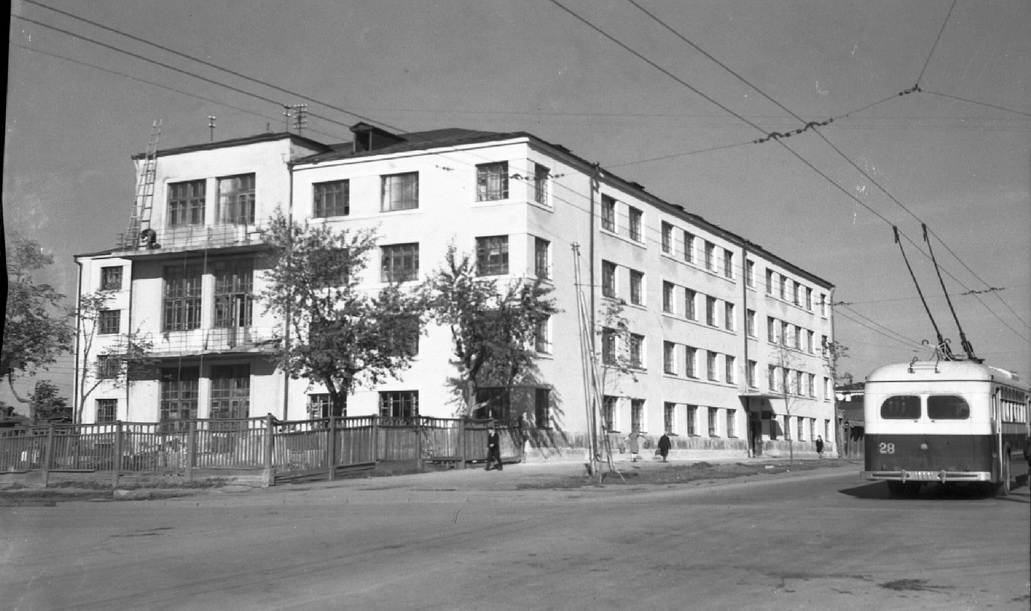 Екатеринбург, МТБ-82Д № 28; Екатеринбург — Исторические фотографии .