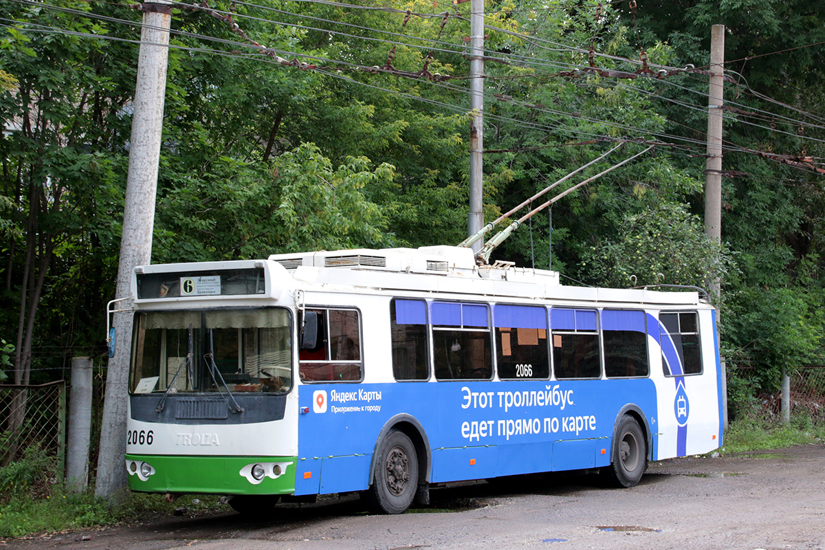 Троллейбус 86. Г Пенза троллейбус 2066. Троллейбус ЗИУ 682г 016 02 г Дзержинск. Троллейбус Пенза в 1995 году. Луганск троллейбусный парк новые автобусы 26 05 23г.