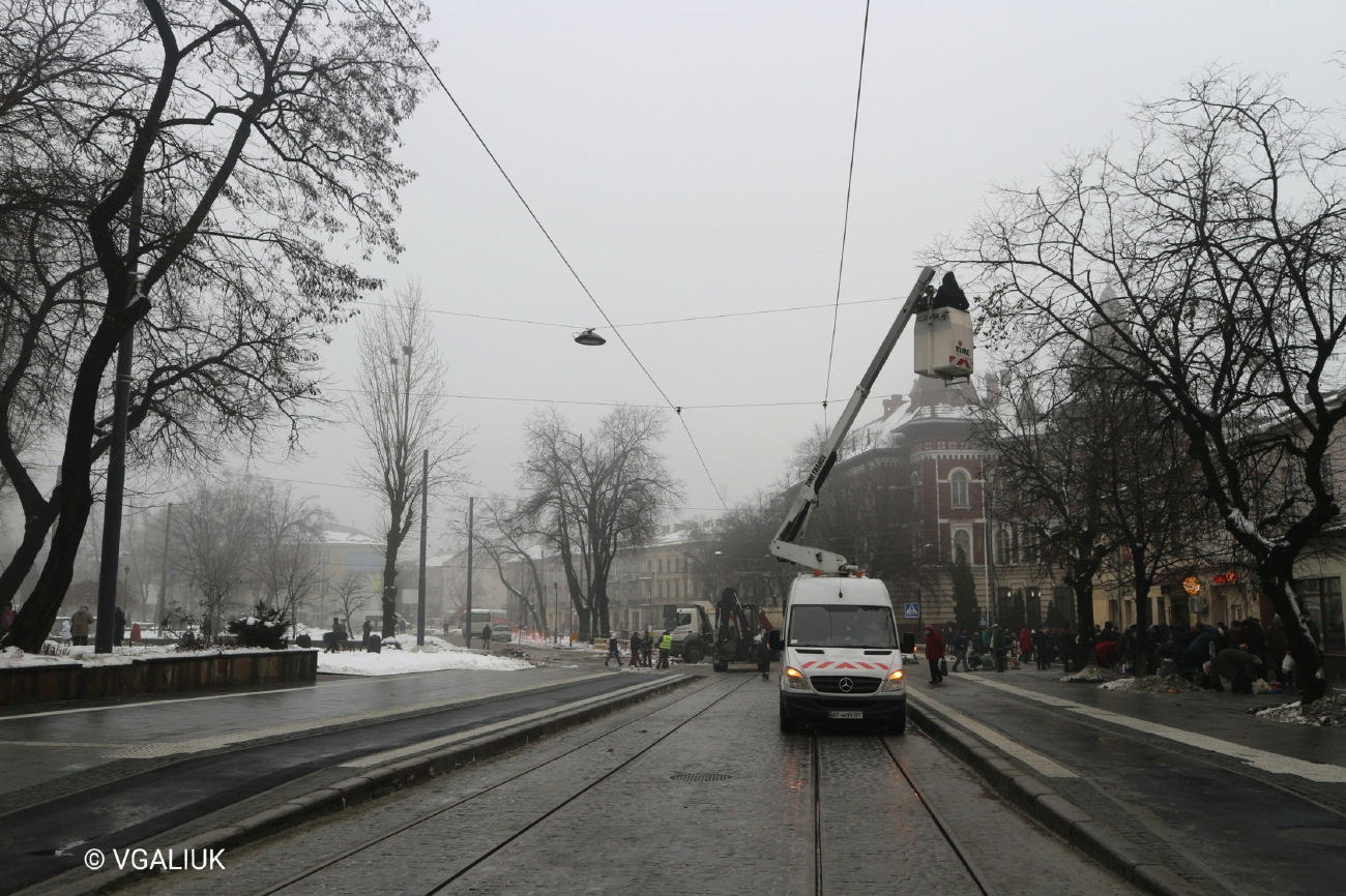 Lviv — Track reconstructions: Stepana Bandery str. [28.09.2020 -18.12.2021]