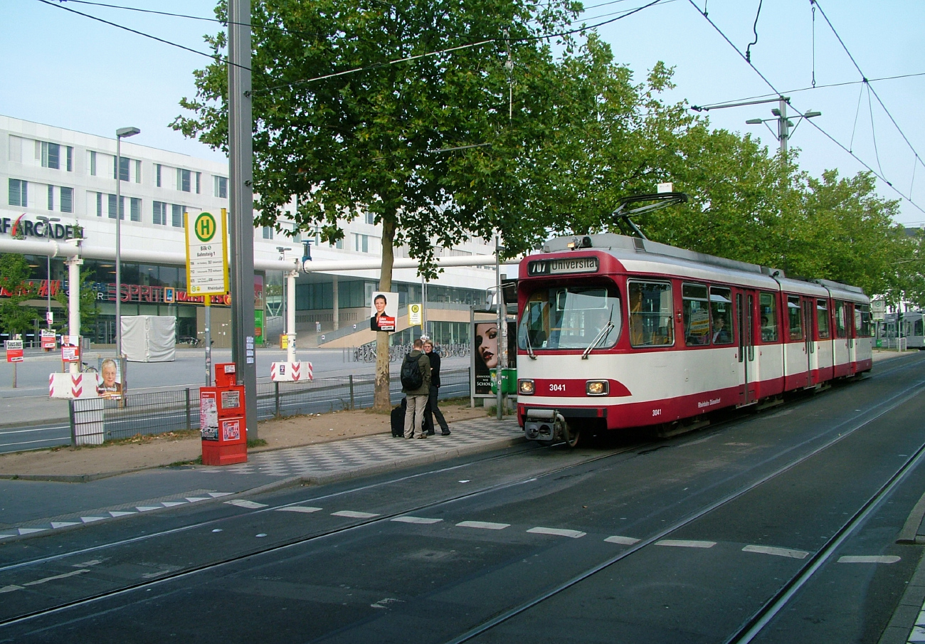 Düsseldorf, Duewag GT8S nr. 3041