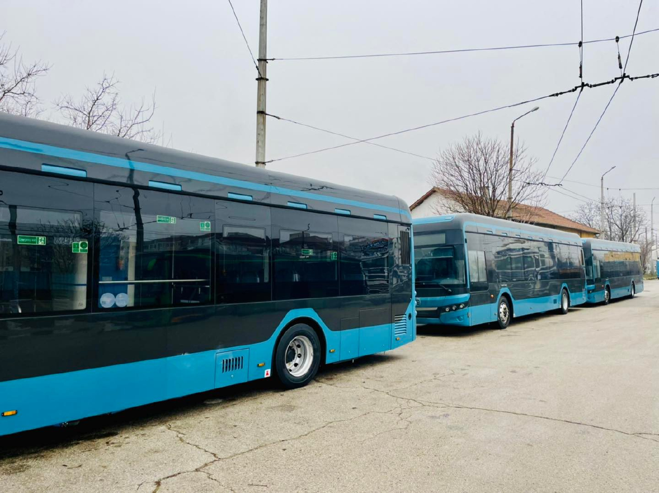 Враца — Доставка на нови 13 електробуса Golden Dragon XML6125CLE — 29.12.2021 — 2022