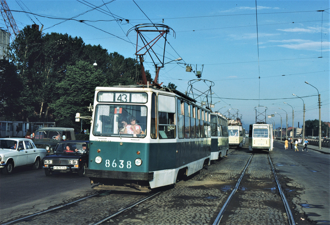 Санкт-Петербург, ЛМ-68М № 8638