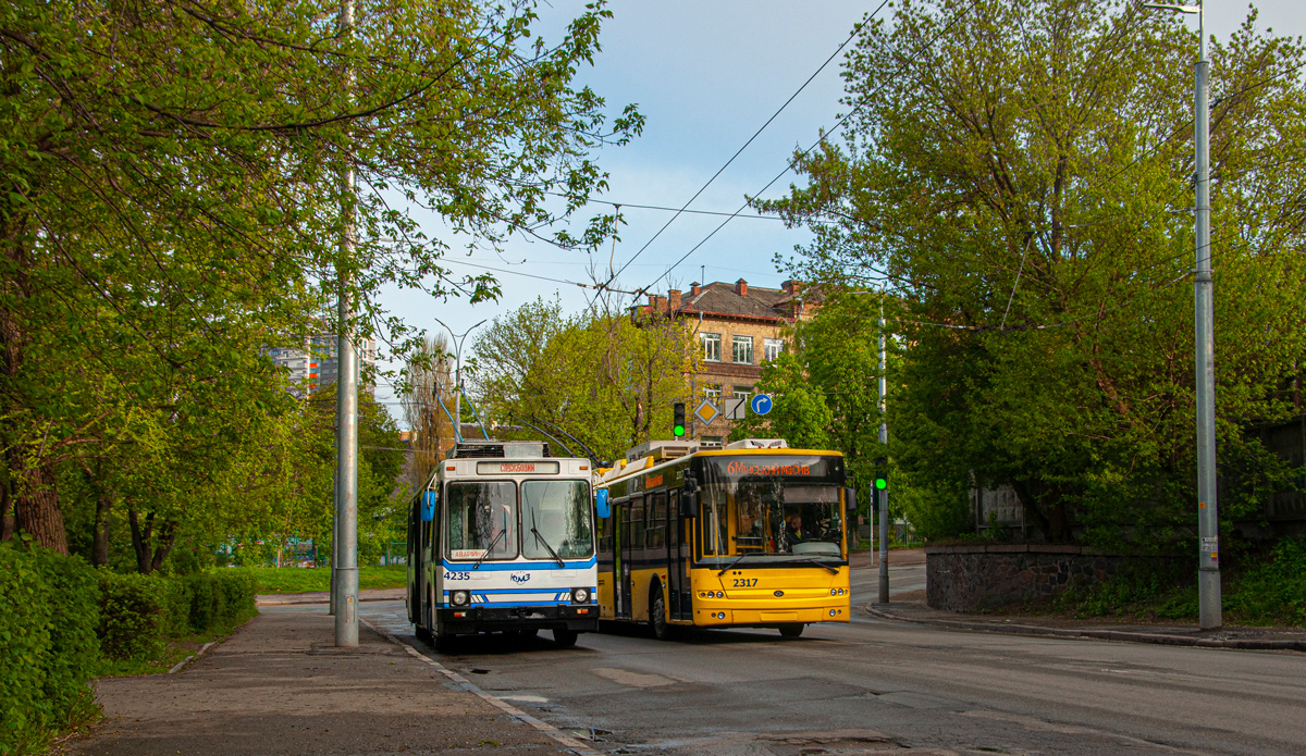 Kijevas, YMZ T2 nr. 4235; Kijevas — Trolleybus lines: Syrets, Dorohozhychi, Lukianivka, Shuliavka