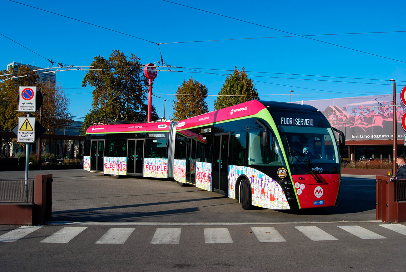 Римини, Van Hool Exqui.City 18 № 36519