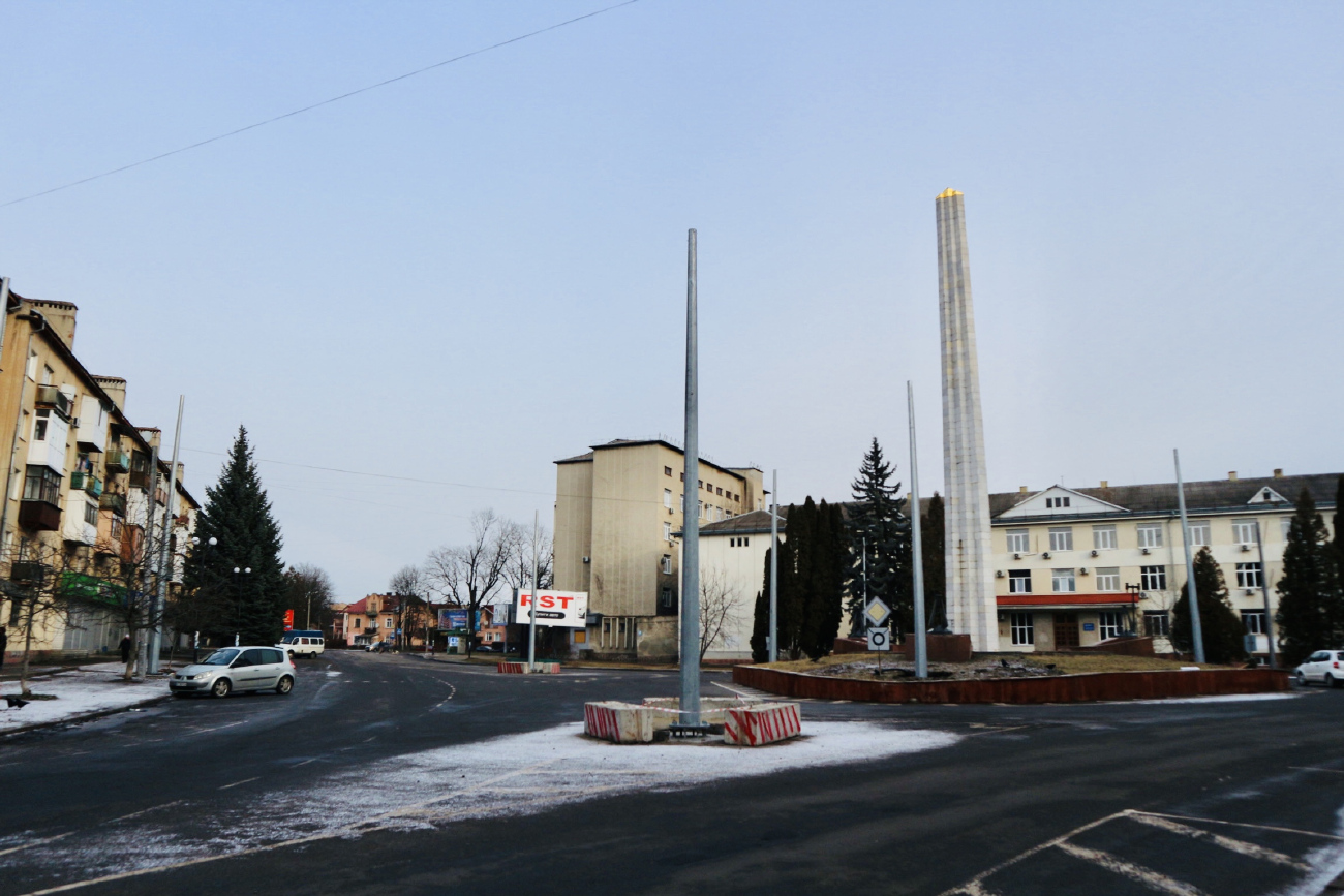 Ivano-Frankivsk — Construction of lines