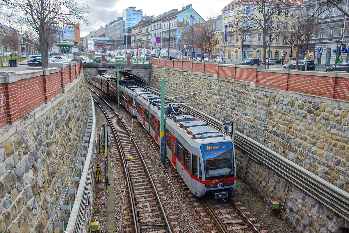 Вена, Bombardier Type T1 № 2727; Вена — U-Bahn — линия U6