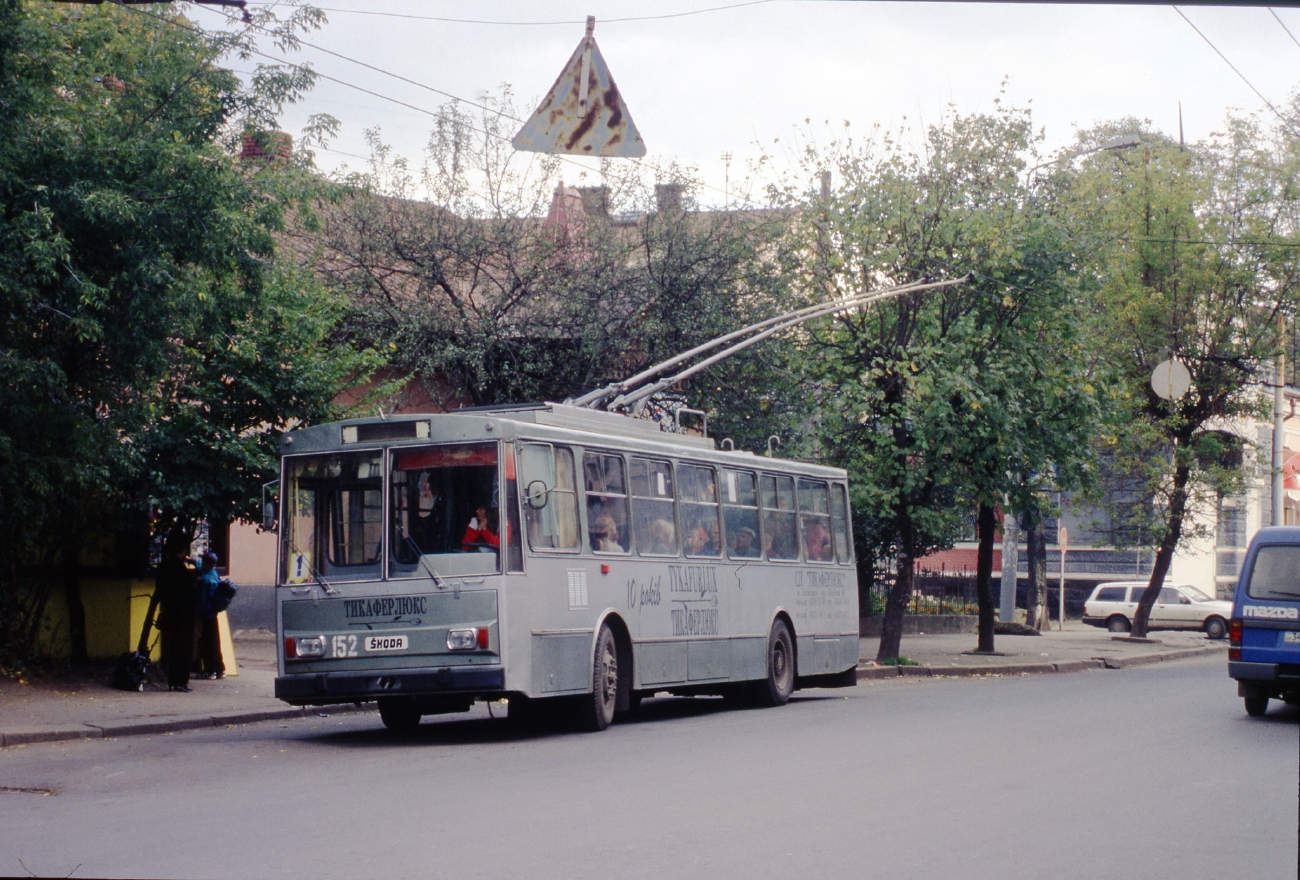 Ивано-Франковск, Škoda 14Tr02/6 № 152; Ивано-Франковск — Исторические фотографии