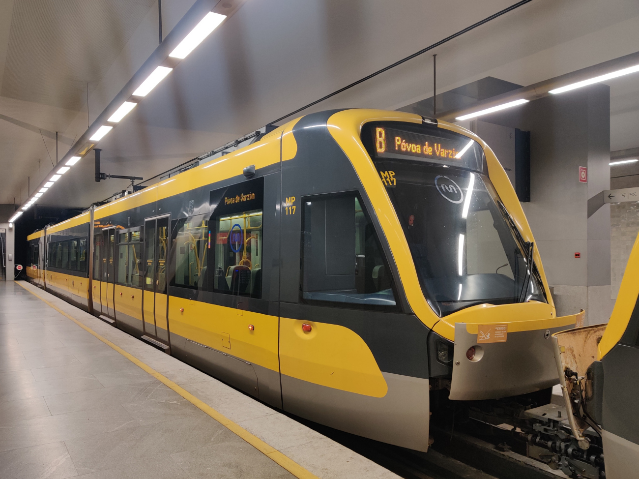 Porto, Bombardier Flexity Swift nr. MP117