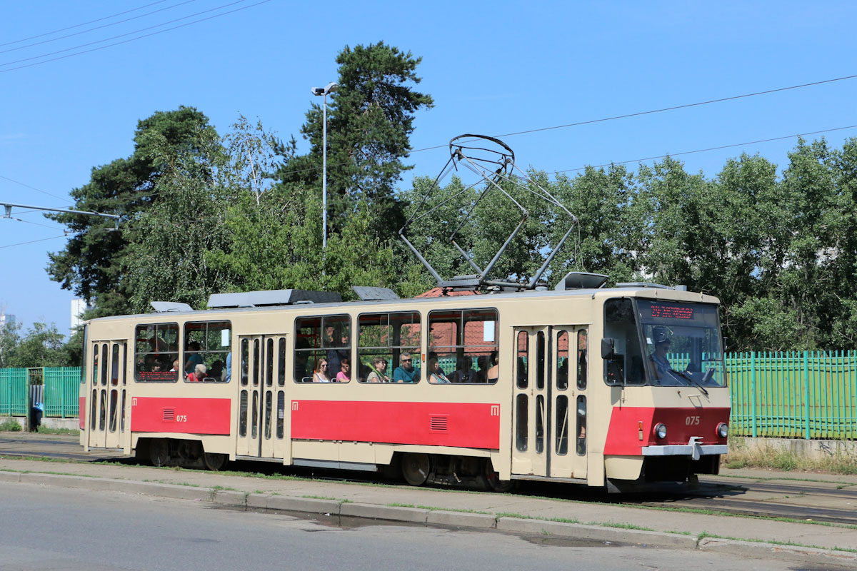 Киев, Tatra T6B5SU № 075