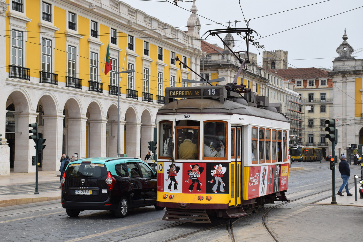 Lisbon, Carris 2-axle motorcar (Remodelado) nr. 563