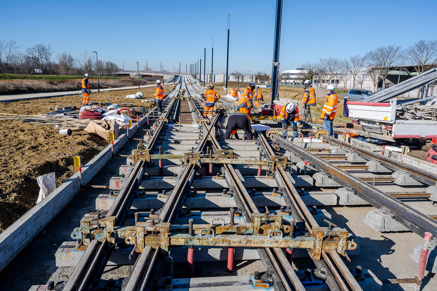 Париж -  Версаль -  Ивелин — Tram line T12; Париж -  Версаль -  Ивелин — Строительство новых трамвайных линий