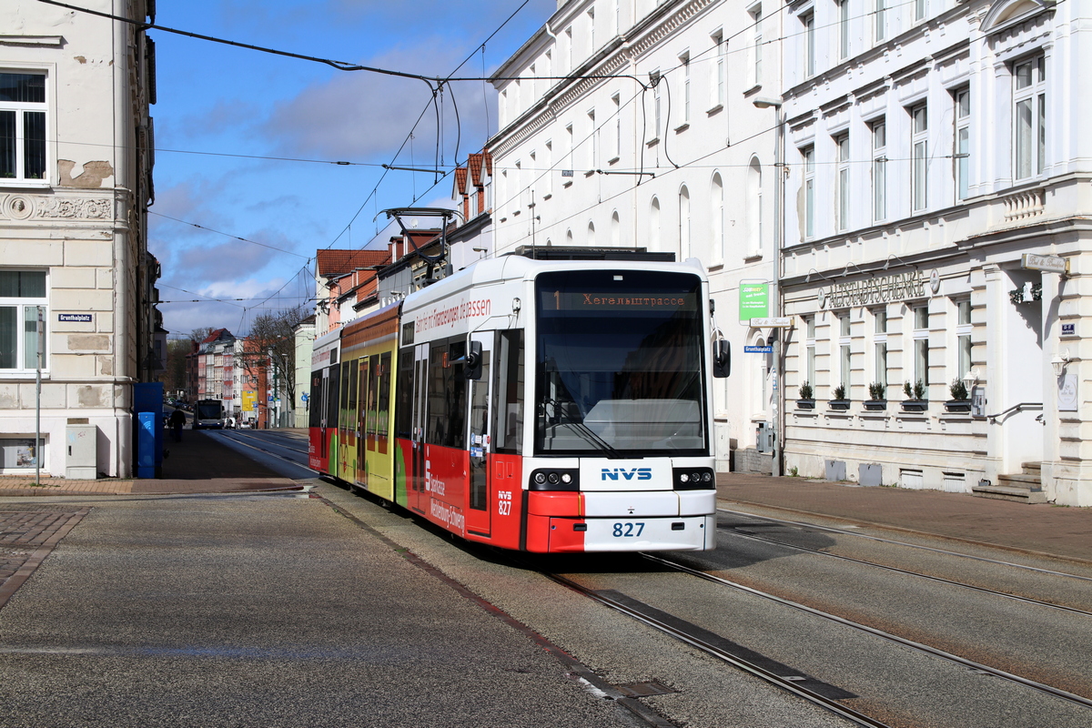 Schwerin, Bombardier SN2001 N°. 827