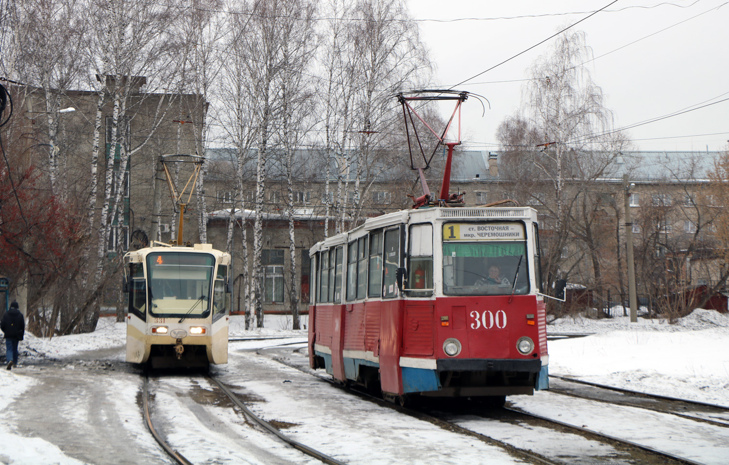 Tomsk, 71-605 (KTM-5M3) Nr. 300