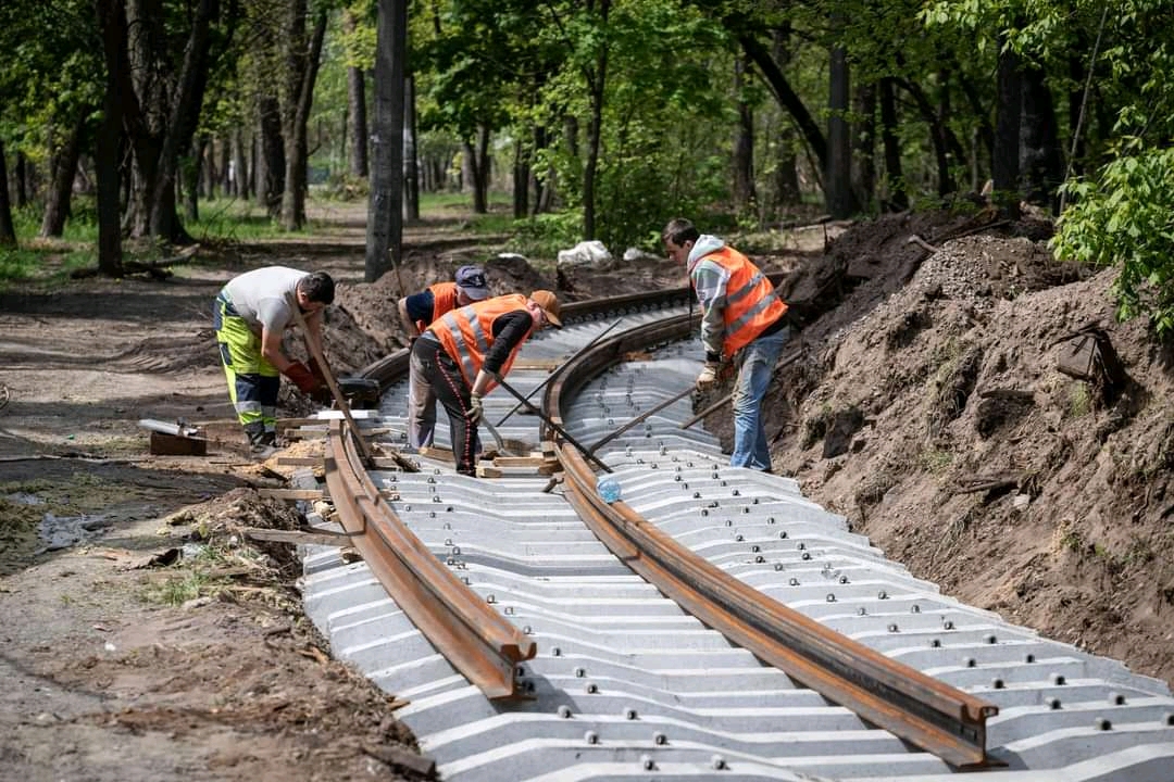 Kiev — Восстановление трамвайной линии в Пуще-Водице; Kiev — Tramway lines: Podilske depot network — north