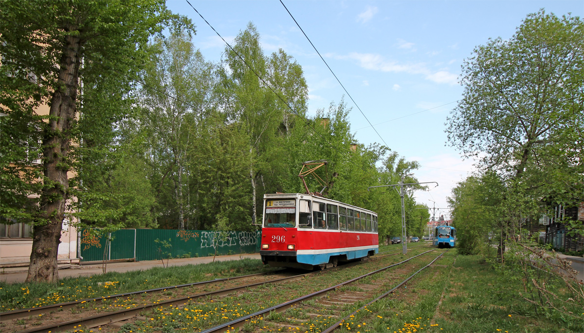 Tomsk, 71-605 (KTM-5M3) Nr. 296