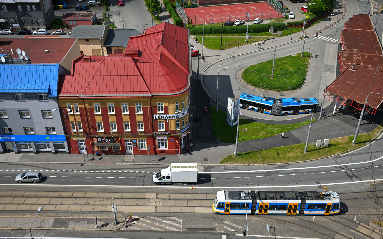 Острава — Трамвайные линии и инфраструктура; Острава — Троллейбусные линии и инфраструктура; Острава — Фото с Tieto Towers