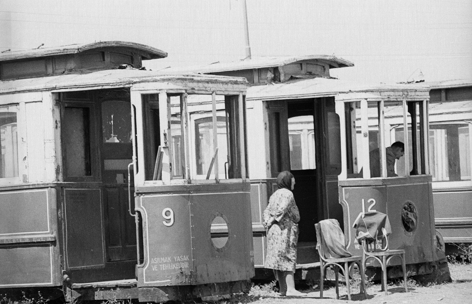 Стамбул, Двухосный моторный Franco-Belge № 9; Стамбул — Исторические фотографии — Лагерь İETT в районе Авджылар