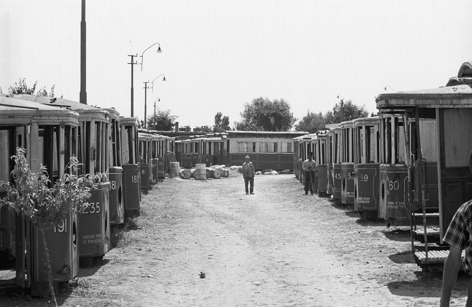 Стамбул — Исторические фотографии — Лагерь İETT в районе Авджылар