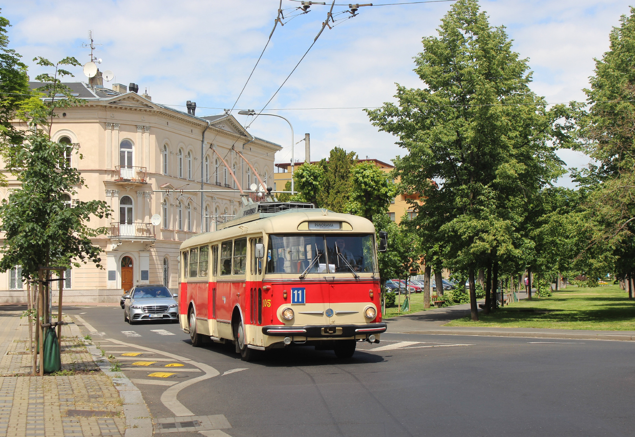 Теплице, Škoda 9TrHT28 № 105