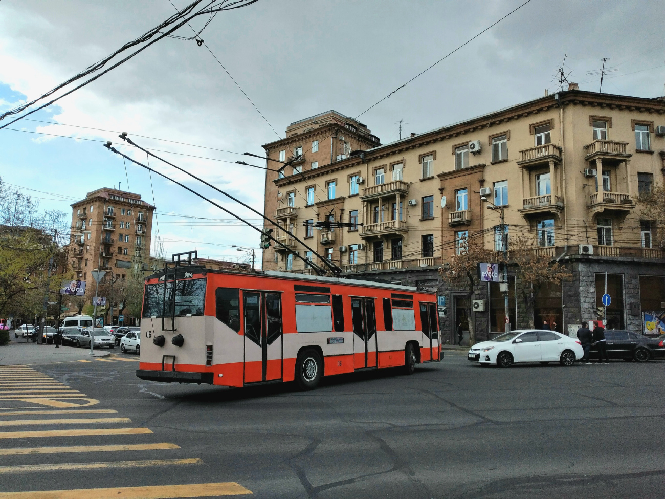Ереван троллейбус. Ереван троллейбус Skoda 14. Yerevan троллейбус. Skoda 14tr. Ереван троллейбус Skoda 14 tr 02.