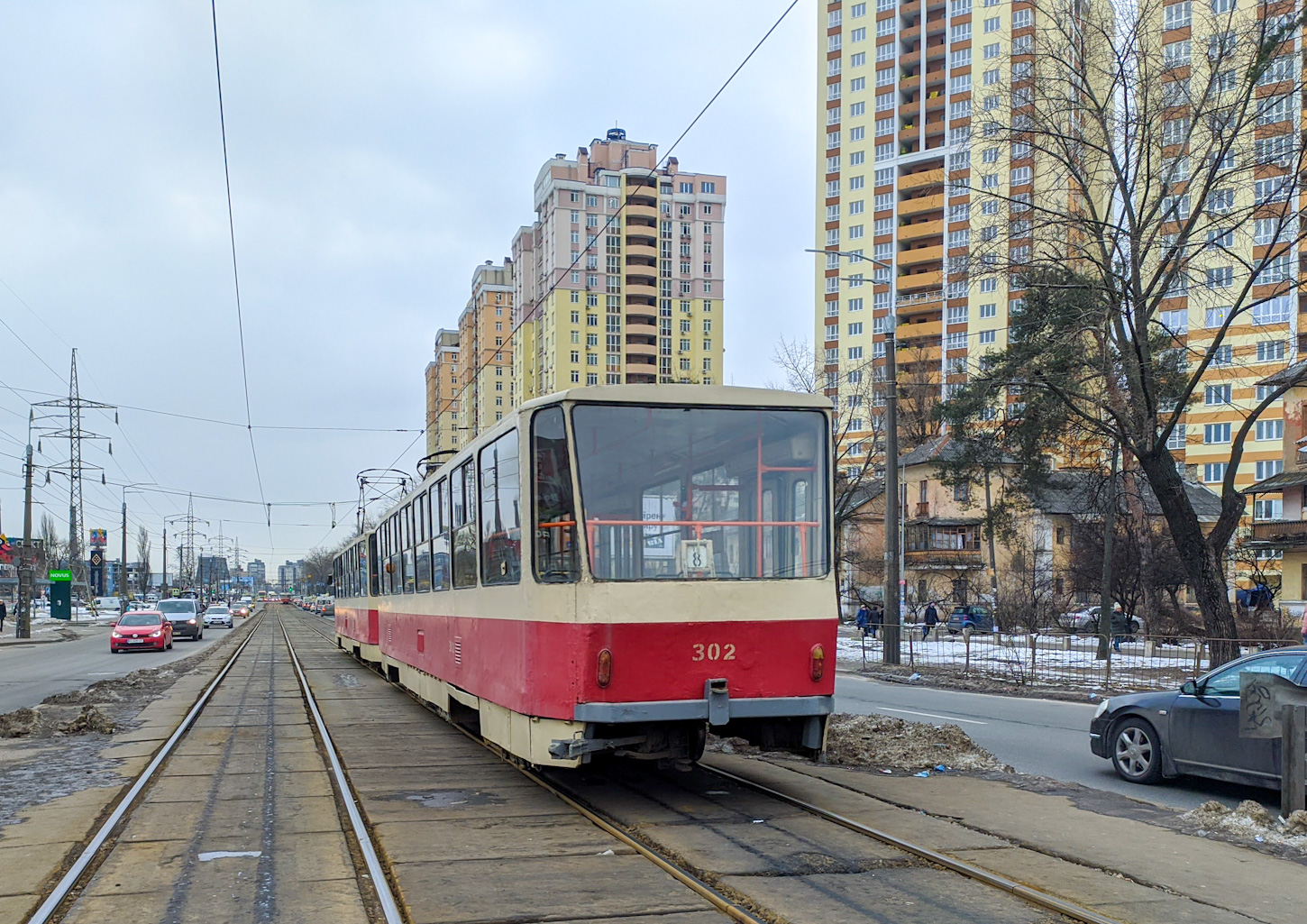 Kijów, Tatra T6B5SU Nr 302