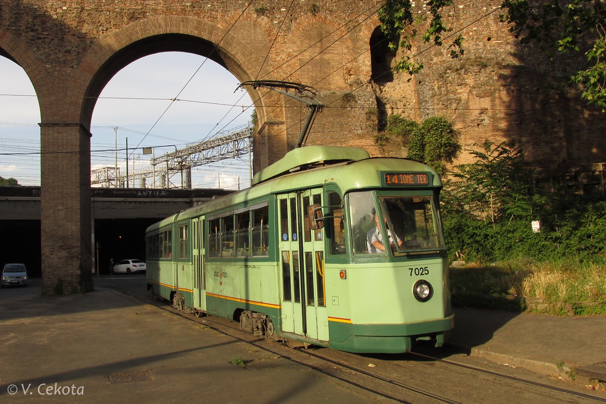 Рим, Treno Articolato Stanga (TAS) № 7025