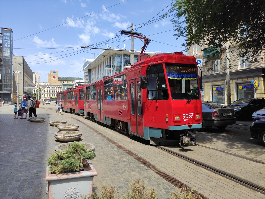 Днепр, Tatra T6A2M № 3037