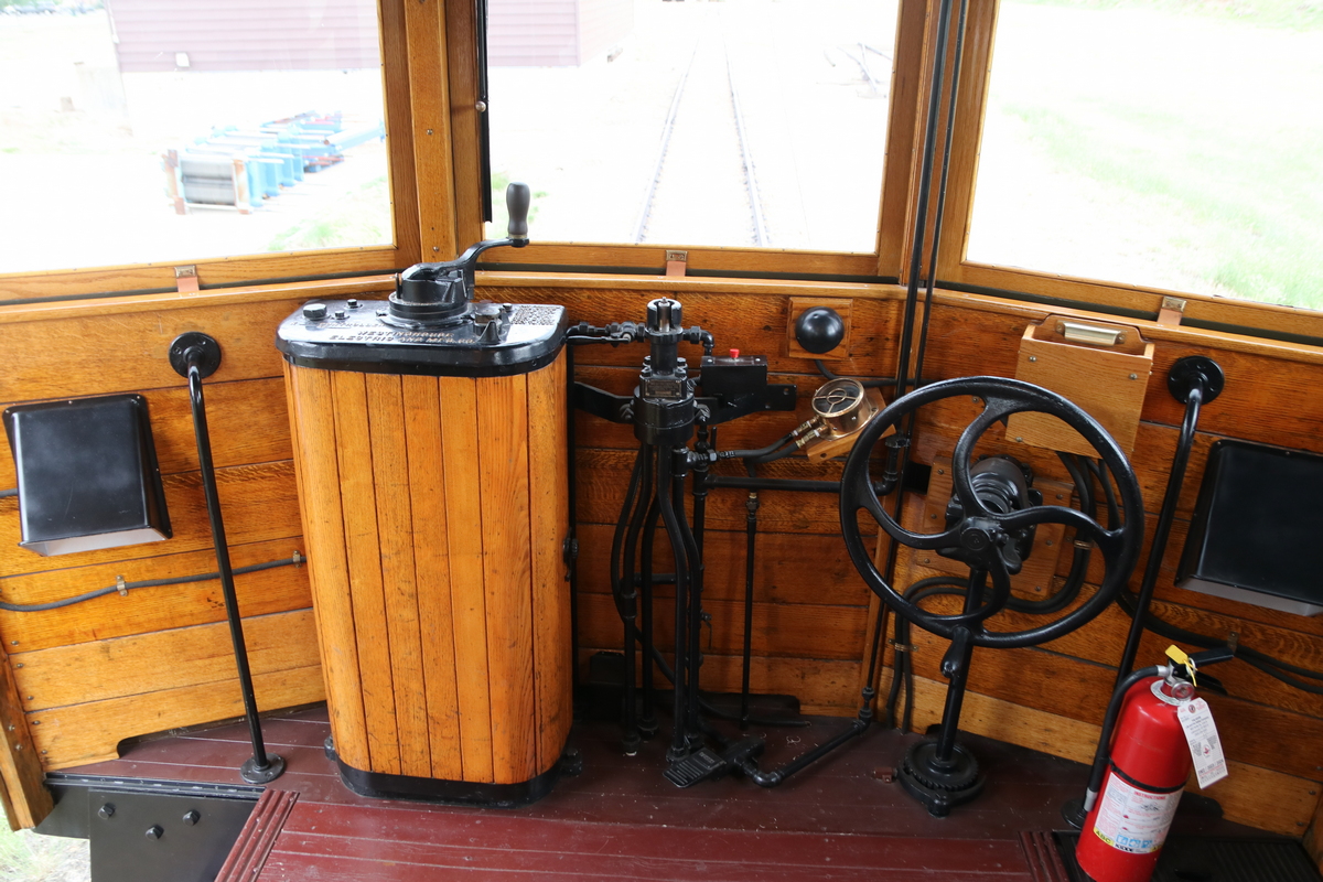 Denver, Woeber interurban motor car № 25; Denver — Lakewood Heritage Center Historic Line