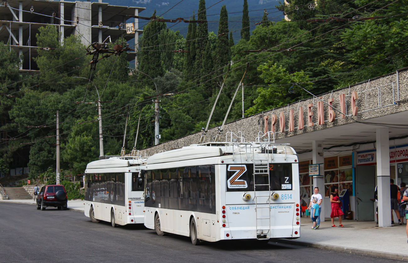 Trolleybus de Crimée, Trolza-5265.05 “Megapolis” N°. 8610; Trolleybus de Crimée, Trolza-5265.05 “Megapolis” N°. 8614