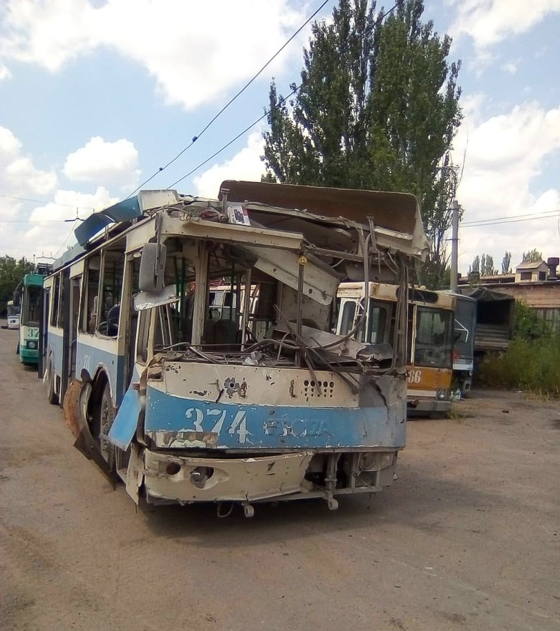 Алчевск, ЗиУ-682Г-016.02 № 374; Алчевск — Последствия ракетного обстрела троллейбусного депо 16.07.2022