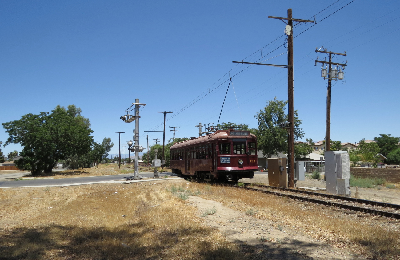 Perris, Brill "Hollywood car" nr. 717; Perris — Tramway Lines and Infrastructure